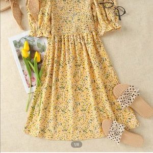NWOT yellow floral shirred mini dress Medium